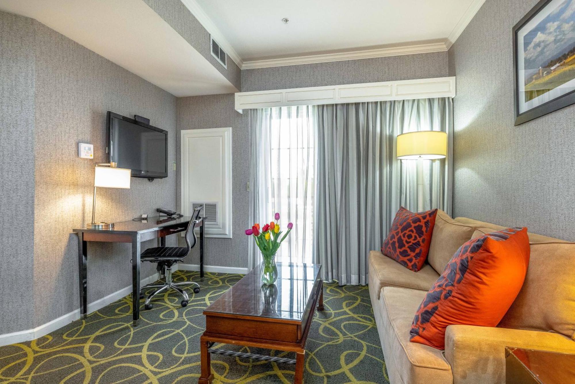 Best Western Plus Dixon Davis Extérieur photo